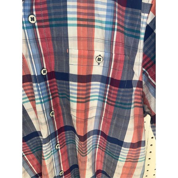 Tommy Bahama button down shirt - Picture 3 of 4